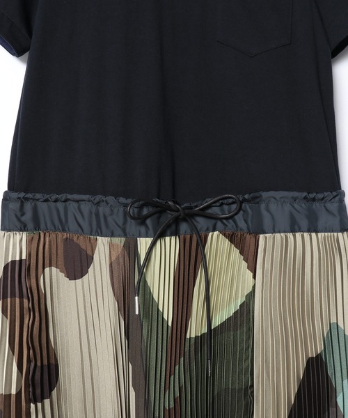 Sacai（サカイ）の「SACAI x KAWS / プリントプリーツワンピース（ワンピース・レディース・オリーブドラブ・1）」の3枚目の写真