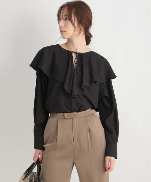 Andemiu（アンデミュウ）の「フリルネックブラウス219039（シャツ/ブラウス・レディース・ブラック/イエロー/ブルー・FREE）」の7枚目の写真