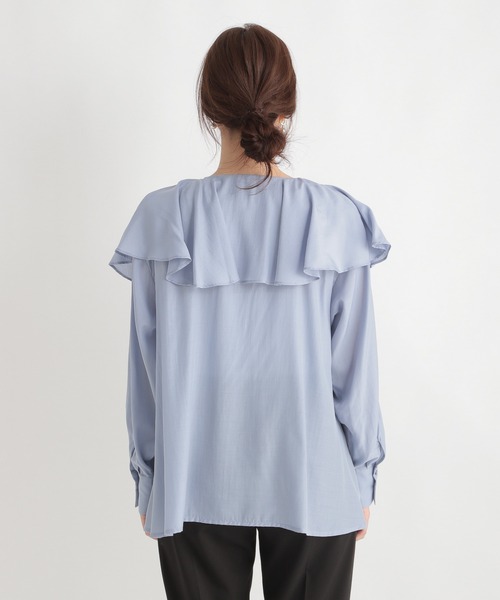 Andemiu（アンデミュウ）の「フリルネックブラウス219039（シャツ/ブラウス・レディース・ブラック/イエロー/ブルー・FREE）」の8枚目の写真