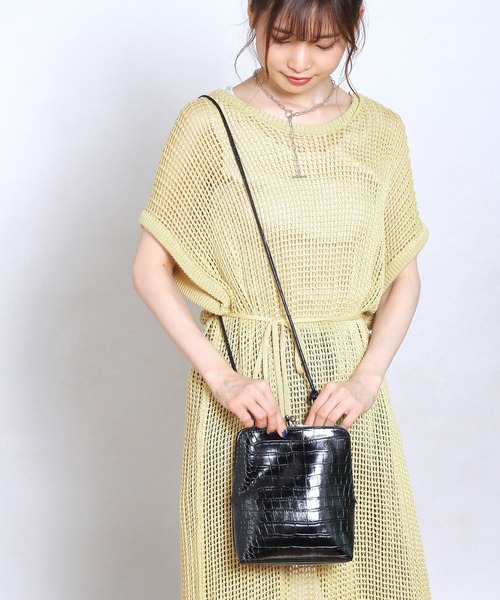 Crisp(クリスプ)の「クロコ柄ミニバッグ(ショルダーバッグ・レディース・ブラック/ブラウン・FREE)」の5枚目の写真