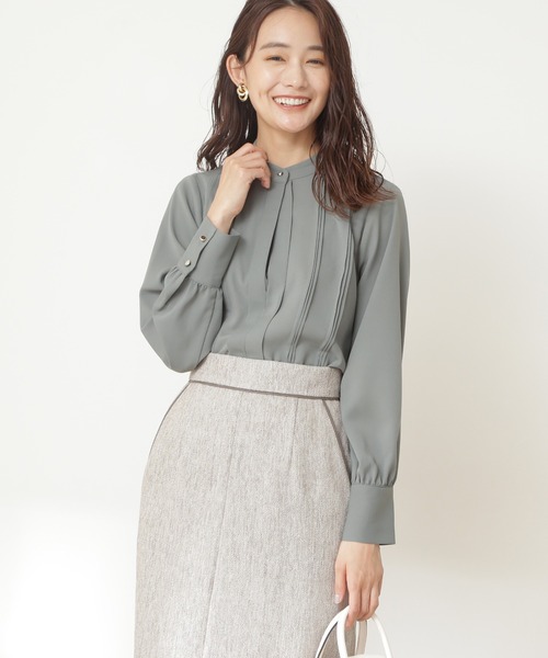 N.（N. Natural Beauty Basic）（エヌエヌナチュラルビューティーベーシック）の「◆ピンタックとろみブラウス（シャツ/ブラウス・レディース・オフホワイト/モカ/グリーン・MEDIUM）」の3枚目の写真