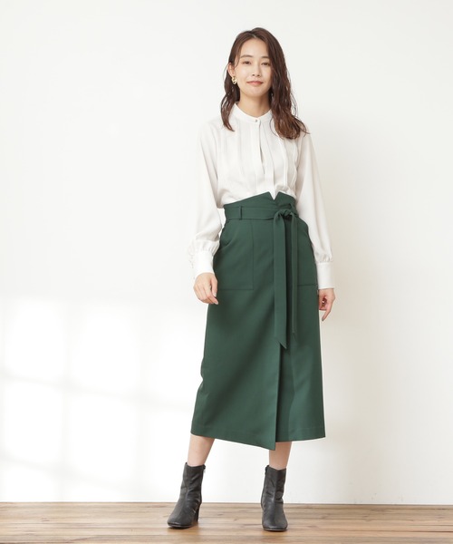 N.（N. Natural Beauty Basic）（エヌエヌナチュラルビューティーベーシック）の「◆ピンタックとろみブラウス（シャツ/ブラウス・レディース・オフホワイト/モカ/グリーン・MEDIUM）」の5枚目の写真