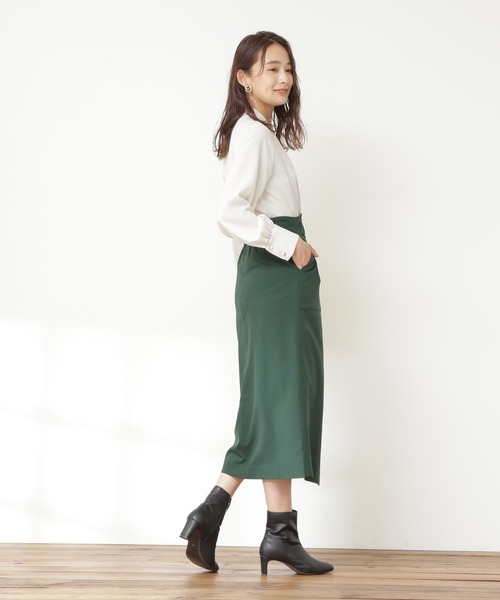 N.（N. Natural Beauty Basic）（エヌエヌナチュラルビューティーベーシック）の「◆ピンタックとろみブラウス（シャツ/ブラウス・レディース・オフホワイト/モカ/グリーン・MEDIUM）」の6枚目の写真