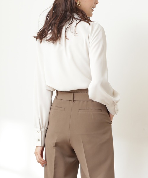 N.（N. Natural Beauty Basic）（エヌエヌナチュラルビューティーベーシック）の「◆ピンタックとろみブラウス（シャツ/ブラウス・レディース・オフホワイト/モカ/グリーン・MEDIUM）」の13枚目の写真