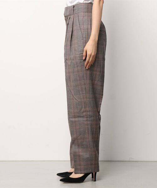 JANE SMITH / JOHN SMITH(ジェーンスミスジョンスミス)の「JANE SMITH TUCK SLACKS(スラックス・レディース・ブラウン・34)」の3枚目の写真