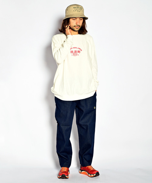 ALDIES(アールディーズ)の「Utopia Beats Big Cut / ユートピアビーツビッグカット(Tシャツ/カットソー・メンズ・ブラック/ホワイト・FREE)」の1枚目の写真