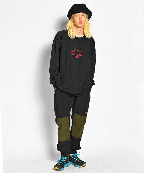 ALDIES(アールディーズ)の「Utopia Beats Big Cut / ユートピアビーツビッグカット(Tシャツ/カットソー・メンズ・ブラック/ホワイト・FREE)」の2枚目の写真