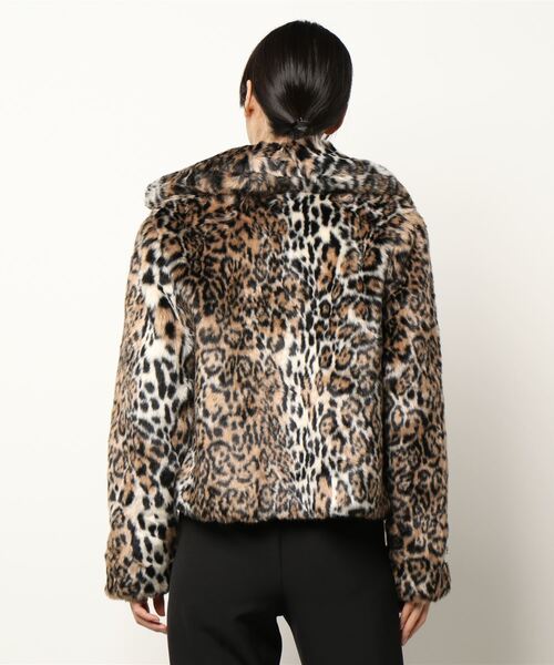 MADEMOISELLE ROPE'（マドモアゼル ロペ）の「【jakke】 レオパードフェイクファーコート（その他アウター・レディース・ベージュ・FREE）」の4枚目の写真