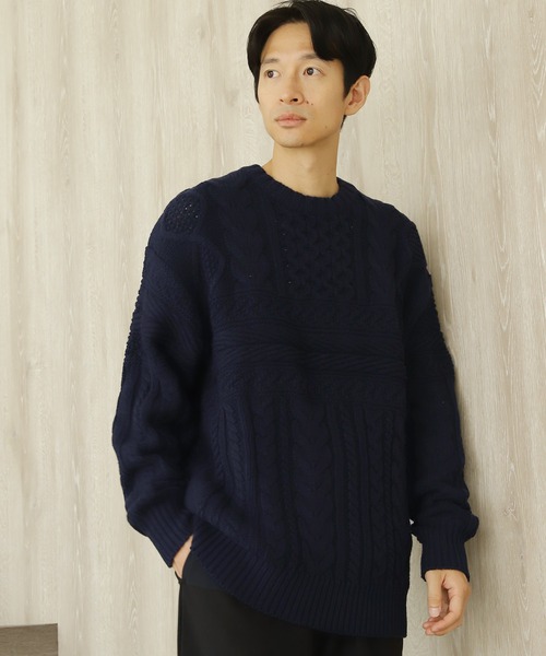 LAKOLE(ラコレ)の「ケーブル編みニットプルオーバー / 957532(ニット/セーター・メンズ・アイボリー/チャコール/ブラウン/ネイビー・MEDIUM/LARGE)」の1枚目の写真