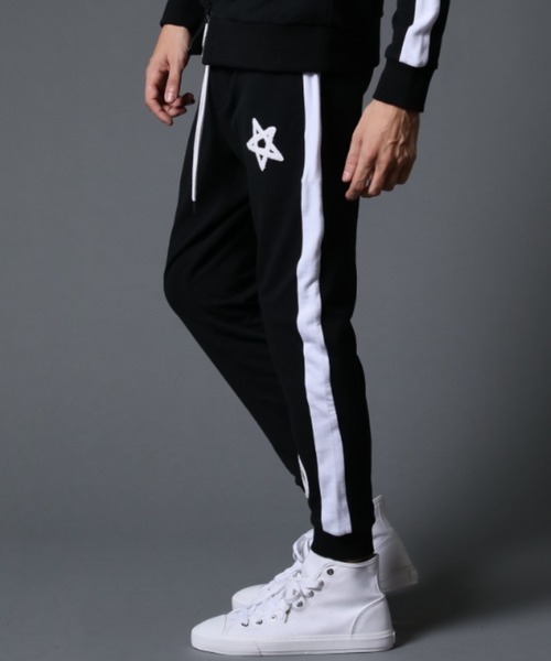 STUD MUFFIN（スタッドマフィン）の「STUD MUFFIN/スタッドマフィン/ストレッチベア裏毛 サガラパッチ＆ロゴ サイドライン リブパンツ（スウェットパンツ・メンズ・ブラック/グレー・2/4/3）」の5枚目の写真