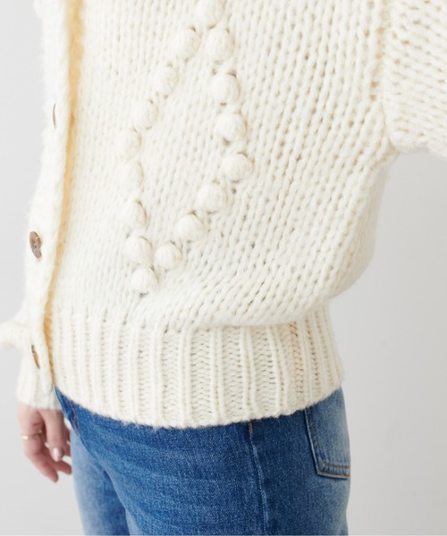 natural couture(ナチュラルクチュール)の「ポンポンニットカーディガン(カーディガン/ボレロ・レディース・オフホワイト/ブラウン/ベージュ・FREE)」の21枚目の写真