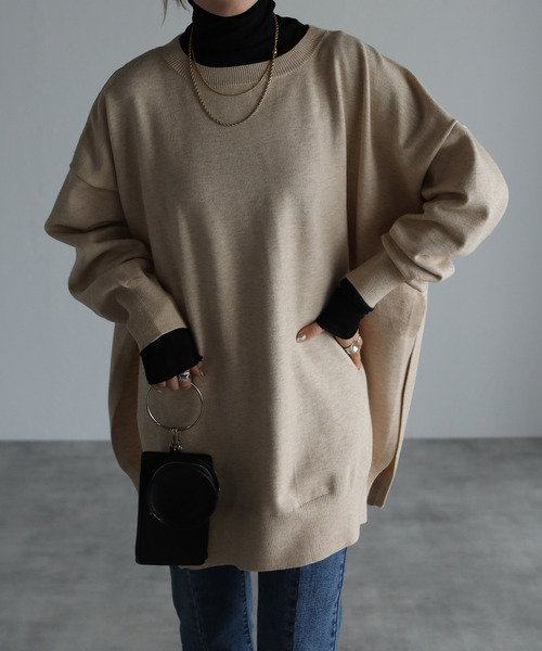 amini(アミニ)の「【2021-2022 A/W】バックボタンスリットニット(ニット/セーター・レディース・ライトブルー/ブラック/アイボリー/モスグリーン・MEDIUM)」の10枚目の写真