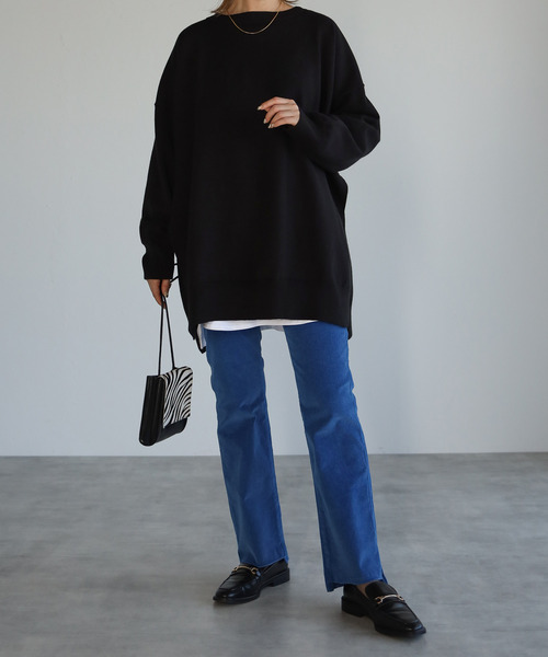 amini(アミニ)の「【2021-2022 A/W】バックボタンスリットニット(ニット/セーター・レディース・ライトブルー/ブラック/アイボリー/モスグリーン・MEDIUM)」の11枚目の写真