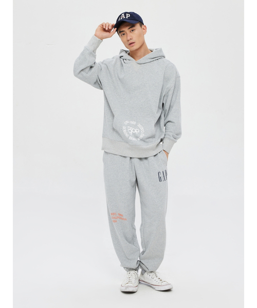 GAP(ギャップ)の「サークルgapロゴ プルオーバー パーカー(パーカー・メンズ・グレー/ブルー/ホワイト系その他・S/M/L/XL/XS/XXS)」の5枚目の写真