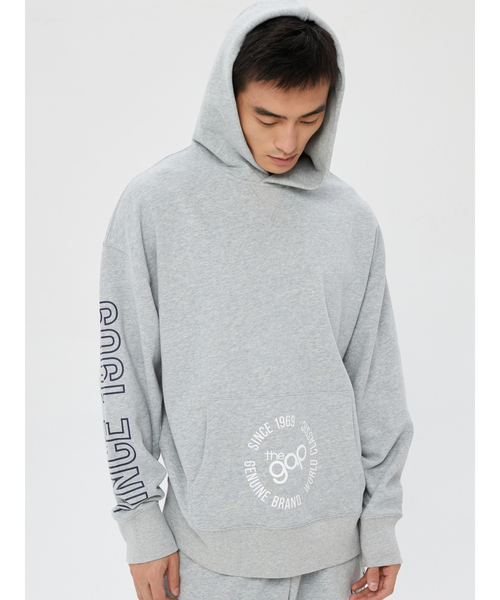 GAP(ギャップ)の「サークルgapロゴ プルオーバー パーカー(パーカー・メンズ・グレー/ブルー/ホワイト系その他・S/M/L/XL/XS/XXS)」の12枚目の写真