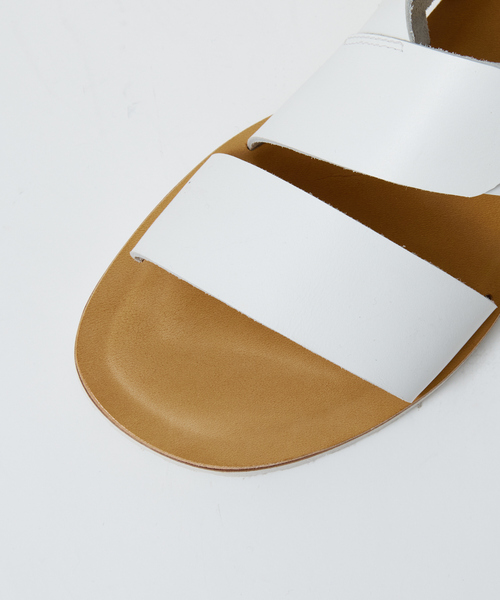 alfredoBANNISTER（アルフレッドバニスター）の「バックル ストラップ レザーサンダル（サンダル・メンズ・ブラック/ホワイト/カーキ・39/40/41/42/43）」の20枚目の写真