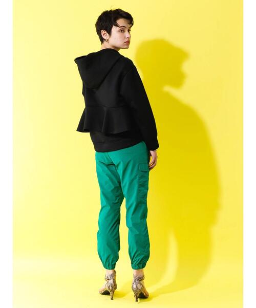 koe（コエ）の「ナイロンカーゴパンツ＊（カーゴパンツ・レディース・ブラック/ベージュ/グリーン・M/L）」の19枚目の写真