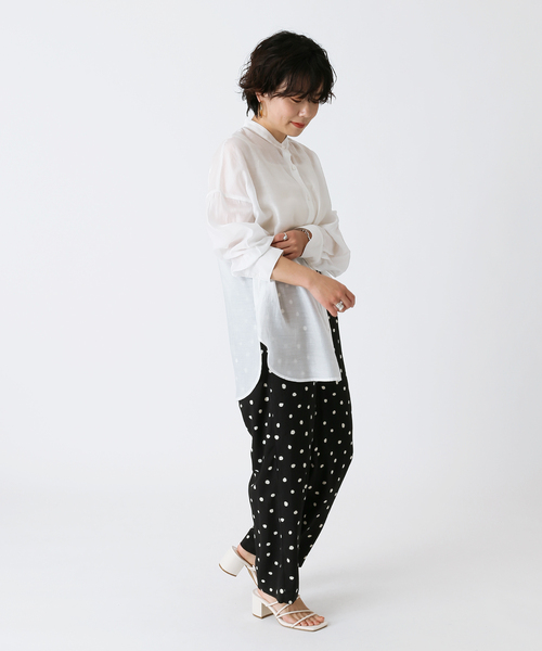 B.C STOCK（ベーセーストック）の「シアースタンドシャツ◆（シャツ/ブラウス・レディース・ホワイト/ブラウン/ブルー系その他・FREE）」の4枚目の写真