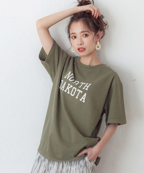 coca(coca)(コカ)の「カレッジピグメントTEE(Tシャツ/カットソー・レディース・カーキ/ブルー/ブラック/ピンク・ONE SIZE)」の1枚目の写真