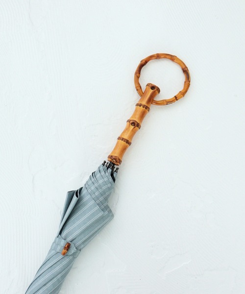 utatane（ウタタネ）の「日傘 完全遮光100％ 晴雨兼用 リングハンドル シャンブレー調（長傘・レディース・ベージュ/ブルー/モカ/スミクロ/スモークピンク/アッシュブラウン・FREE）」の15枚目の写真