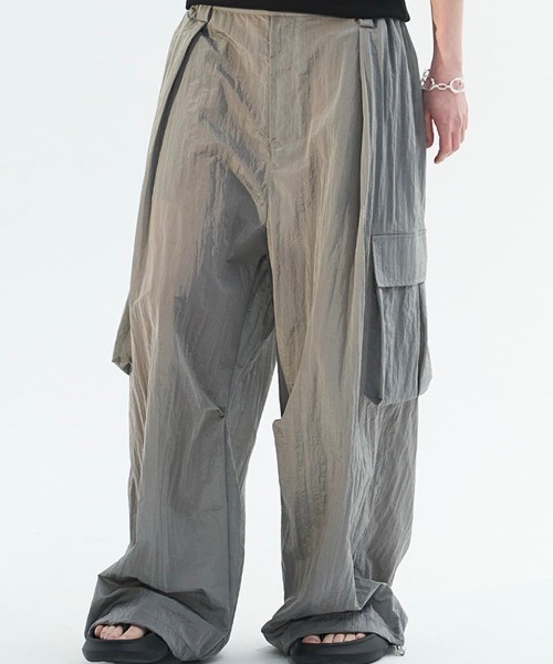 MODITEC（モディテック）の「【MODITEC/モディテック】Side Big Poket Trouser/サイド ビッグ ポケット トラウザー シンプル（その他パンツ・メンズ・グレー/レッド・S/M）」の6枚目の写真