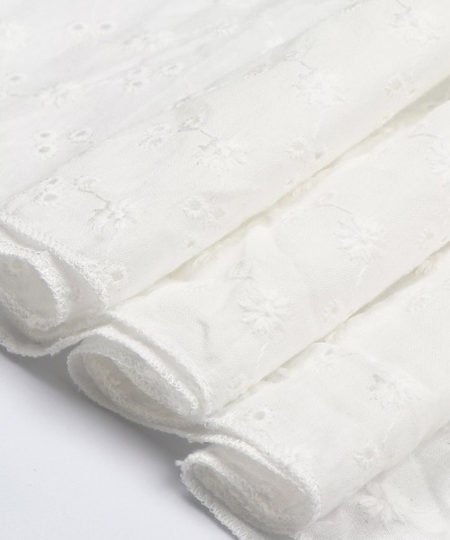 EPICKS(エピックス)の「エスニックカラーレースワンピース(ワンピース・レディース・ホワイト/パープル/サックスブルー/イエロー・S/M)」の5枚目の写真