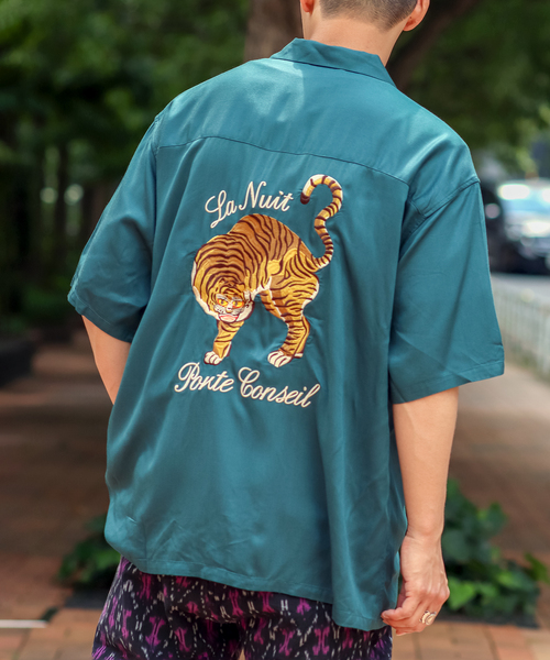 B.C STOCK(ベーセーストック)の「hyo-hyo SOUVENIR シャツ(シャツ/ブラウス・メンズ・カーキ/グリーン/アイボリー・MEDIUM/LARGE/X-LARGE)」の3枚目の写真