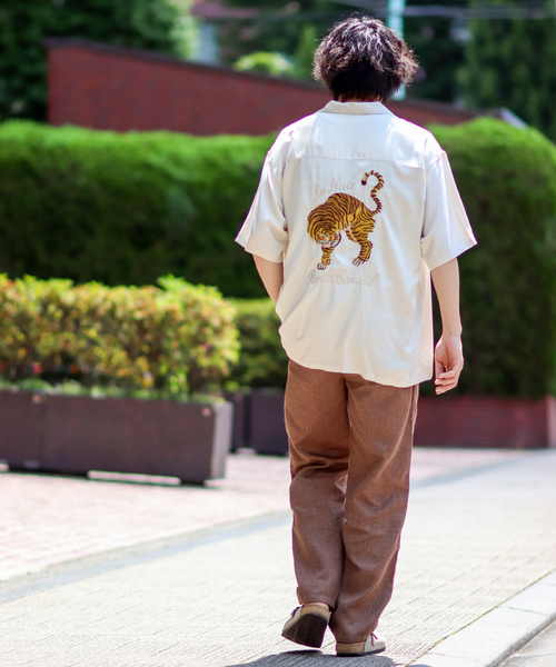 B.C STOCK(ベーセーストック)の「hyo-hyo SOUVENIR シャツ(シャツ/ブラウス・メンズ・カーキ/グリーン/アイボリー・MEDIUM/LARGE/X-LARGE)」の13枚目の写真