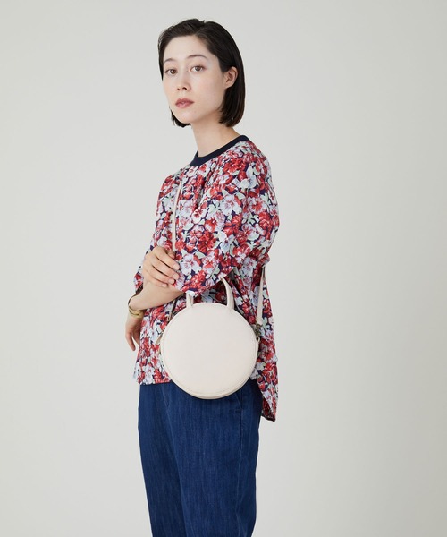 ADIEU TRISTESSE(アデュートリステス)の「サークルショルダー(ショルダーバッグ・レディース・ブラック/アイボリー・FREE)」の3枚目の写真