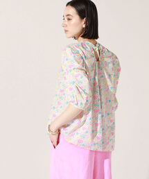 Rie Miller | リバティギャザーパフスリーブスタンドカラーブラウス(シャツ/ブラウス)