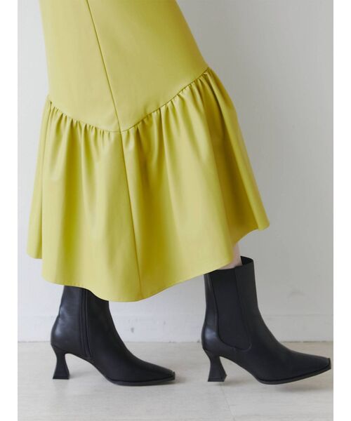 LAGUNAMOON（ラグナムーン）の「サイドゴアヒールブーツ（ブーツ・レディース・ブラック/バーガンディー・SMALL/MEDIUM）」の5枚目の写真