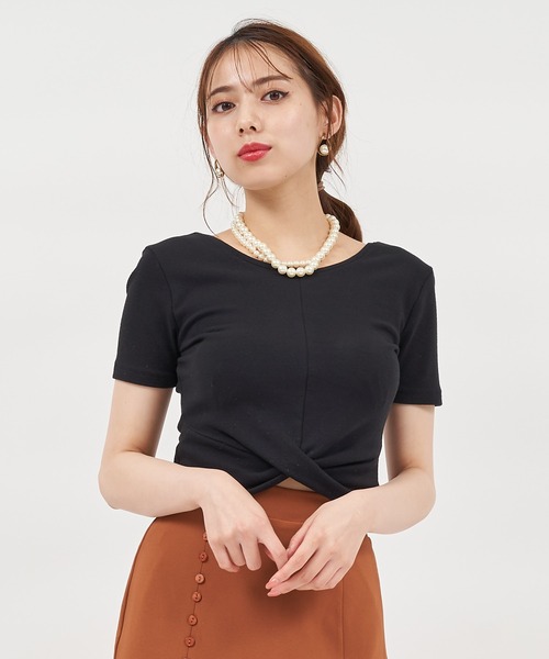 ROYAL PARTY(ロイヤルパーティー)の「2WAYねじりカットトップス(Tシャツ/カットソー・レディース・オフホワイト/ピンク/ブラック・FREE)」の1枚目の写真