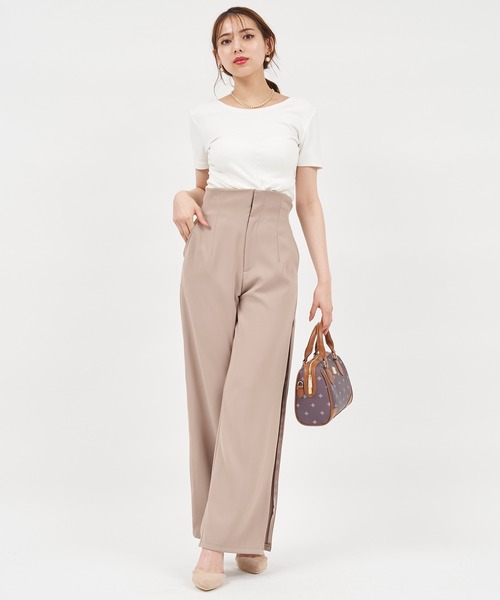 ROYAL PARTY(ロイヤルパーティー)の「2WAYねじりカットトップス(Tシャツ/カットソー・レディース・オフホワイト/ピンク/ブラック・FREE)」の5枚目の写真