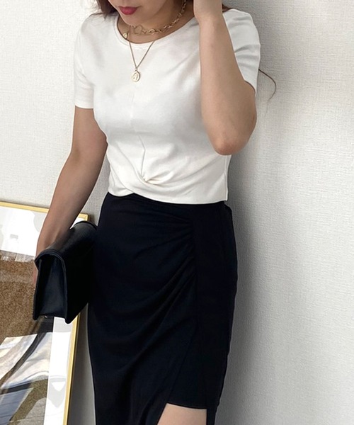 ROYAL PARTY(ロイヤルパーティー)の「2WAYねじりカットトップス(Tシャツ/カットソー・レディース・オフホワイト/ピンク/ブラック・FREE)」の16枚目の写真