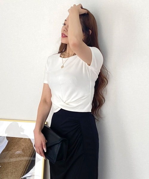 ROYAL PARTY(ロイヤルパーティー)の「2WAYねじりカットトップス(Tシャツ/カットソー・レディース・オフホワイト/ピンク/ブラック・FREE)」の18枚目の写真