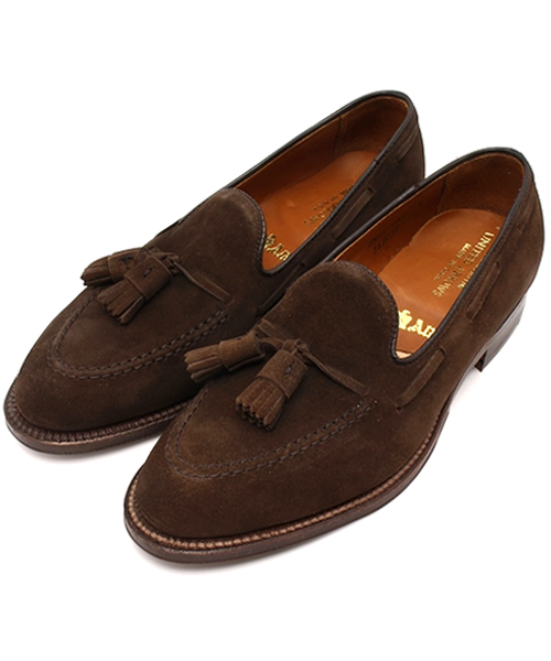 UNITED ARROWS(ユナイテッドアローズ)の「<ALDEN(オールデン)> SUEDE TASSEL(その他シューズ・メンズ・ネイビー/ダークブラウン/モカ・8/7/8h/9/7h/6h/6)」の2枚目の写真