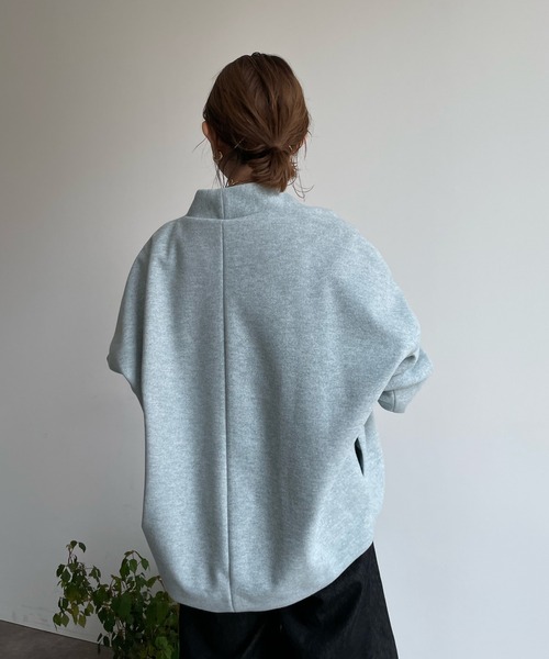 DouDou(ドゥドゥ)の「【WEB限定】WOOLY Vネックハーフコート(その他アウター・レディース・サックスブルー/ブラック/アイボリー・FREE)」の5枚目の写真