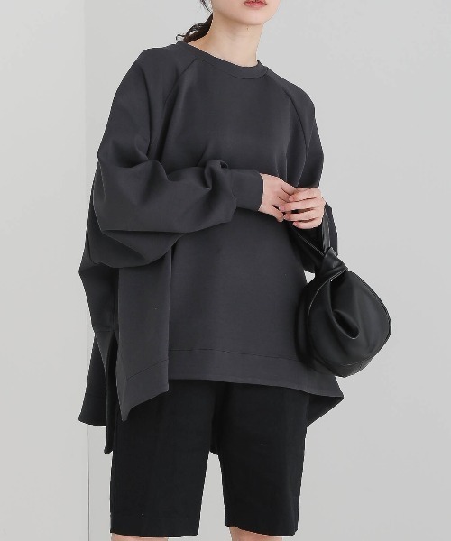 MAISON mou（メゾンムー）の「【en haut/アンオート】 ダンボールビック オーバー サイズ プルオーバー（スウェット・レディース・ホワイト/チャコールグレー・FREE）」の2枚目の写真