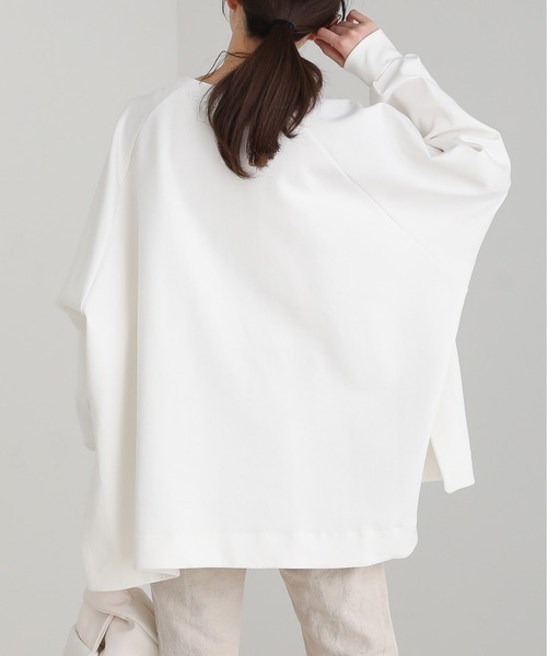 MAISON mou（メゾンムー）の「【en haut/アンオート】 ダンボールビック オーバー サイズ プルオーバー（スウェット・レディース・ホワイト/チャコールグレー・FREE）」の5枚目の写真