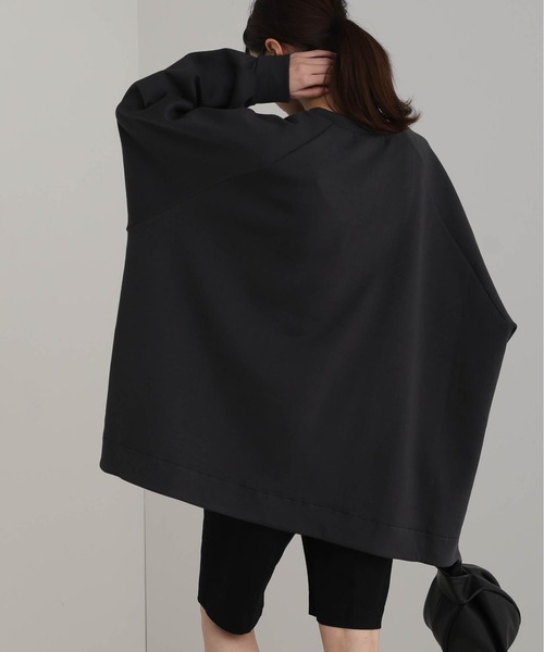 MAISON mou（メゾンムー）の「【en haut/アンオート】 ダンボールビック オーバー サイズ プルオーバー（スウェット・レディース・ホワイト/チャコールグレー・FREE）」の15枚目の写真