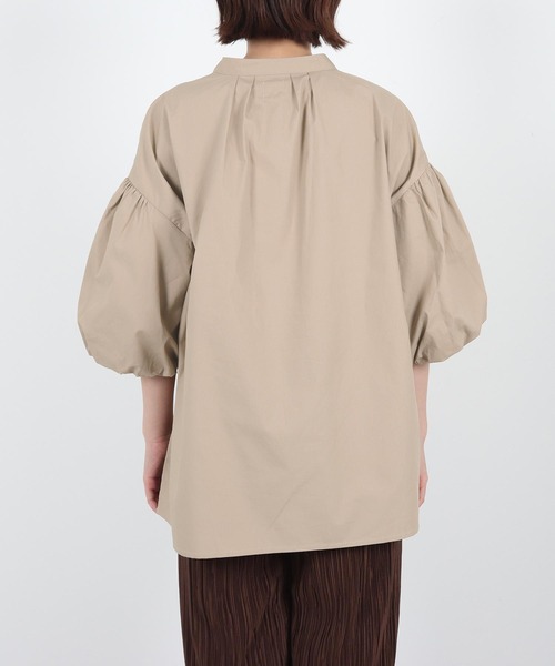 Isn't She?（イズントシー）の「ピンタックボリュームスリーブブラウス（シャツ/ブラウス・レディース・ブラック/オフホワイト/ベージュ・FREE）」の10枚目の写真