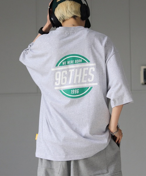 96thes(クローズ)の「【96thes】韓国風ビッグシルエット ロゴ ワンポイント刺繍 バックプリントTシャツ (Tシャツ/カットソー・レディース・ホワイト/ブラック/パープル/ブルー/ホワイト系その他/ブラック系その他/杢グレー/ブルー系その他/パープル系その他/ブラック系その他2・FREE)」の7枚目の写真