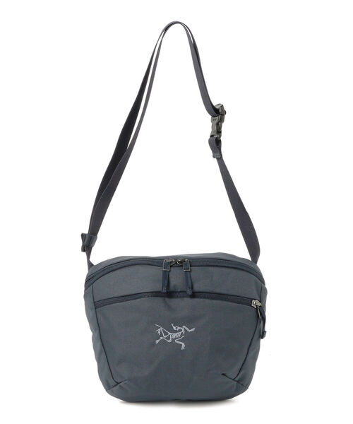 ARC'TERYX(アークテリクス)の「ARC’TERYX / MANTIS2 Waist Pack(ショルダーバッグ・メンズ・ネイビー/ブラック/カーキ・ONE SIZE)」の3枚目の写真