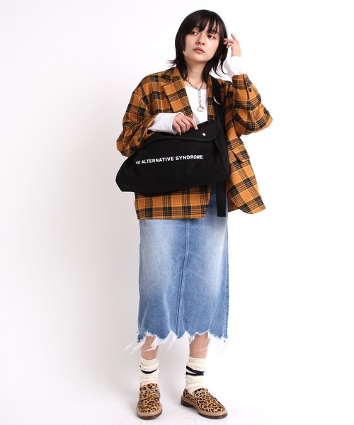 RNA（アールエヌエー）の「E4863 ラインルーズソックス（ソックス/靴下・レディース・ホワイト×ブラック/ブラック×ホワイト/ダークオレンジ・FREE）」の11枚目の写真