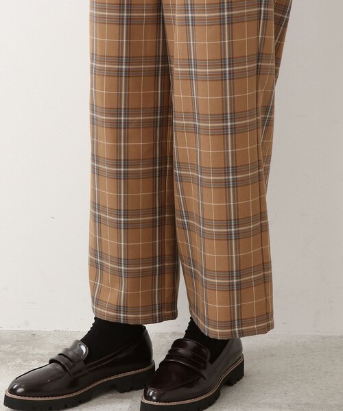 DRESKIP（ドレスキップ）の「◆タブ付き チェック柄 ワイドパンツ（その他パンツ・レディース・キャメル/ブラック系1/ダークブラウン系1・02/03/04）」の11枚目の写真