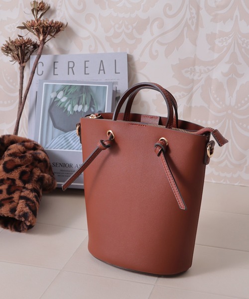 Honeys（ハニーズ）の「ナローハンドルミニＢａｇ（ハンドバッグ・レディース・ブラック/レンガ/グリーン/グレイッシュベージュ/モカ/アイボリー/ベージュ・FREE）」の7枚目の写真