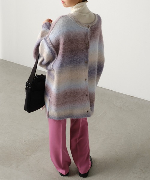 forksy.（フォルクシー）の「【forksy.】2wayオーバーサイズグラデーションニットカーディガン（カーディガン/ボレロ・レディース・パープル/グレー/ピンク/グリーン・FREE）」の14枚目の写真