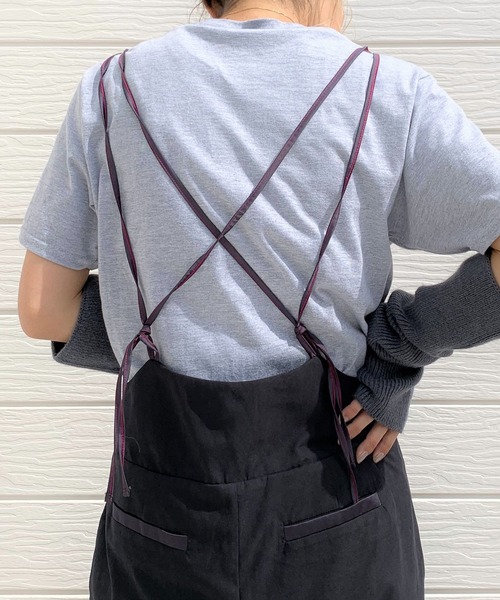 Q（キュー）の「キャミサロペット（サロペット/オーバーオール・レディース・ブラック/ベージュ・MEDIUM）」の6枚目の写真