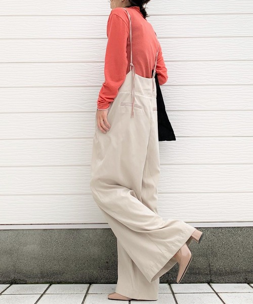 Q（キュー）の「キャミサロペット（サロペット/オーバーオール・レディース・ブラック/ベージュ・MEDIUM）」の9枚目の写真