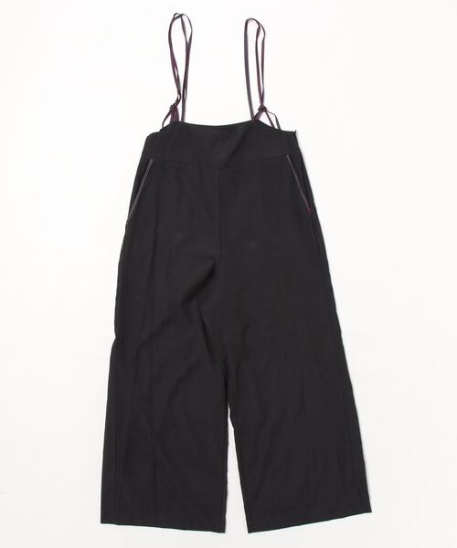 Q（キュー）の「キャミサロペット（サロペット/オーバーオール・レディース・ブラック/ベージュ・MEDIUM）」の3枚目の写真